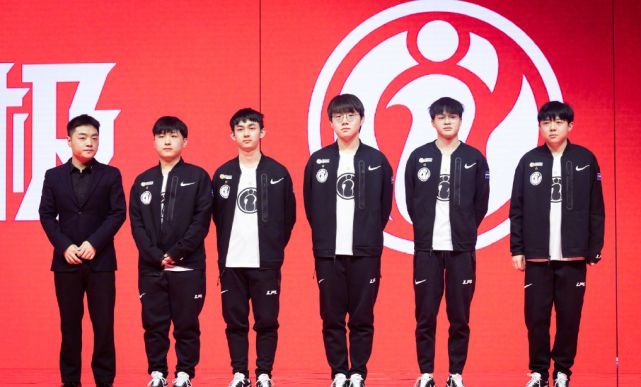 在随后的发 在随后的发